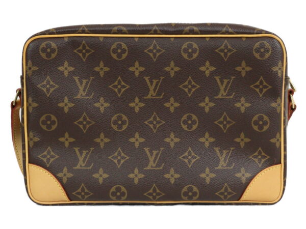 imgrc0096690967 Louis Vuitton Trocadero Monogram Canvas Shoulder Bag Brown