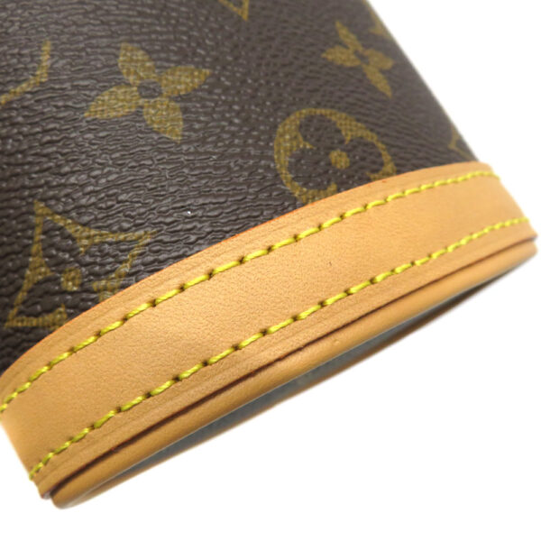 imgrc0096705045 Louis Vuitton Fold Me Pouch Monogram