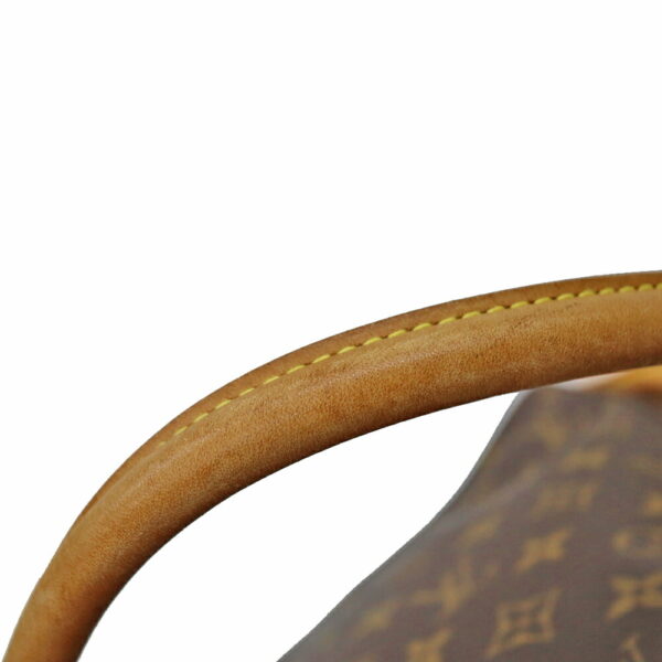 imgrc0096759579 Louis Vuitton Looping GM Monogram Handbag