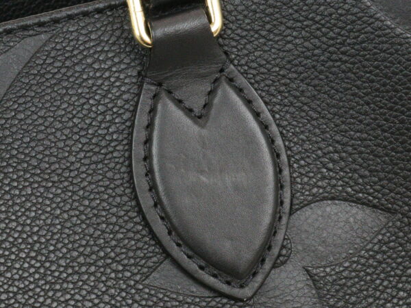 imgrc0096825709 Louis Vuitton On The Go MM Empreinte Tote Bag Noir Black