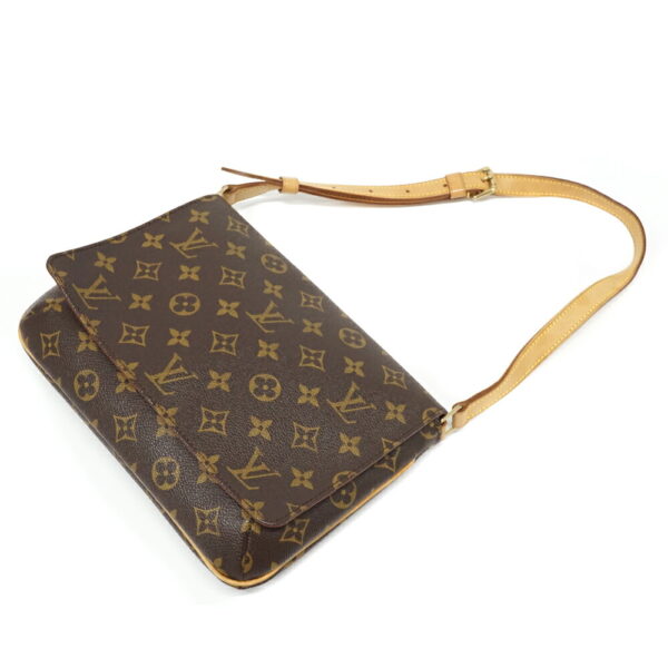 imgrc0096944631 Louis Vuitton Musette Tango Short Monogram Bag