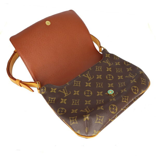 imgrc0097887670 Louis Vuitton Musette Tango Short Monogram Bag