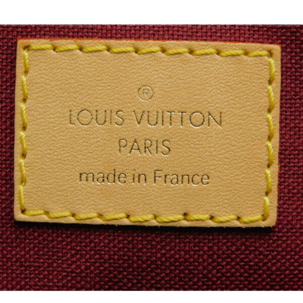 imgrc0097895820 Louis Vuitton Petit Palais PM Monogram Canvas Shoulder Bag Brown