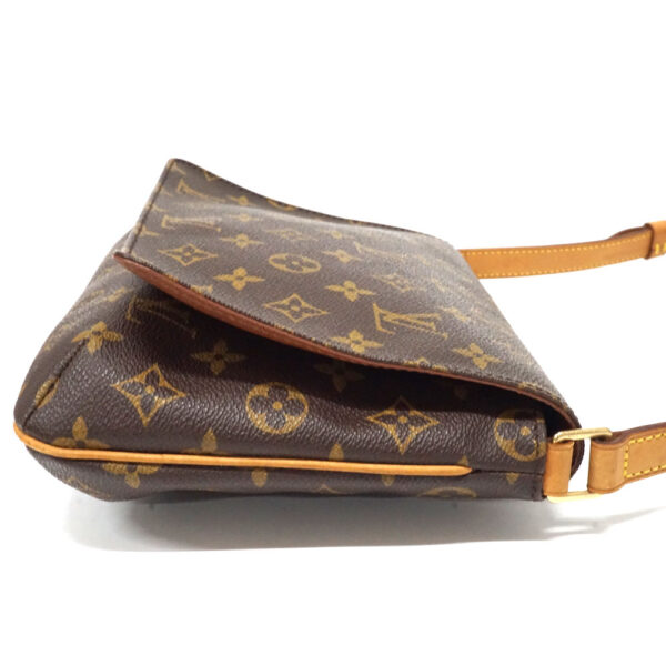 imgrc0097917048 Louis Vuitton Musette Tango Short Monogram Bag