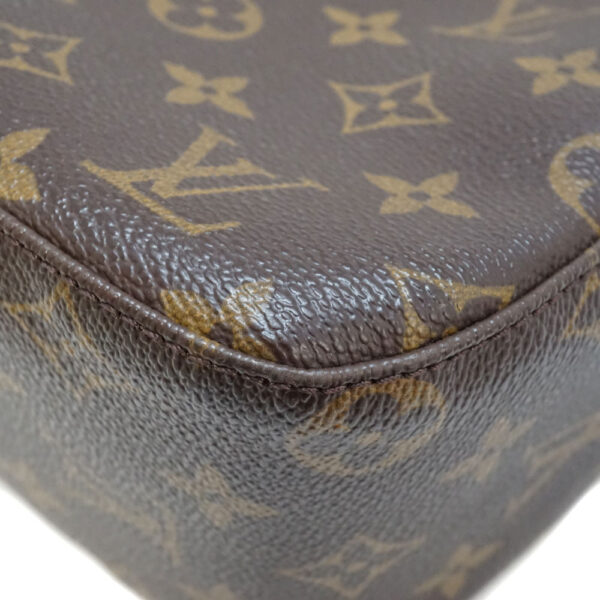 imgrc0097922080 Louis Vuitton Looping MM Shoulder Bag Monogram