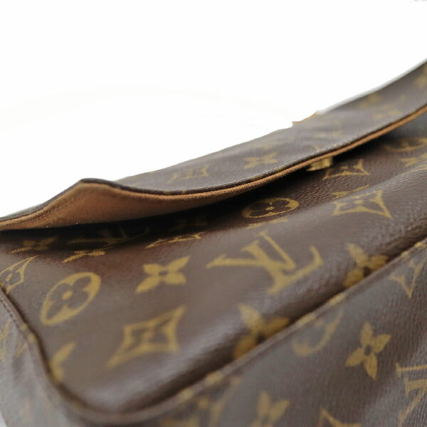 imgrc0097979942 Louis Vuitton Mini Looping Monogram Bag