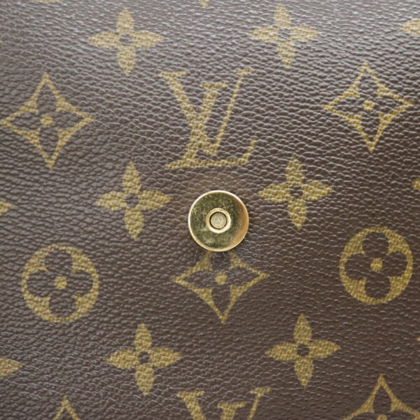 imgrc0097979946 Louis Vuitton Mini Looping Monogram Bag