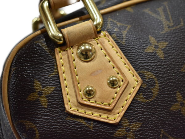 imgrc0098009919 Louis Vuitton Manhattan PM Handbag Monogram Brown