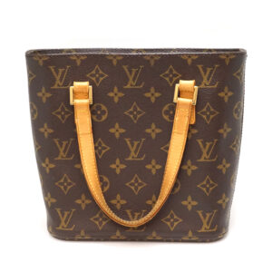 imgrc0098016033 Louis Vuitton Clutch Bag Monogram Brown