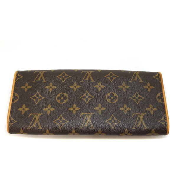 imgrc0098016049 Louis Vuitton Pochette Twin GM Shoulder Bag Monogram