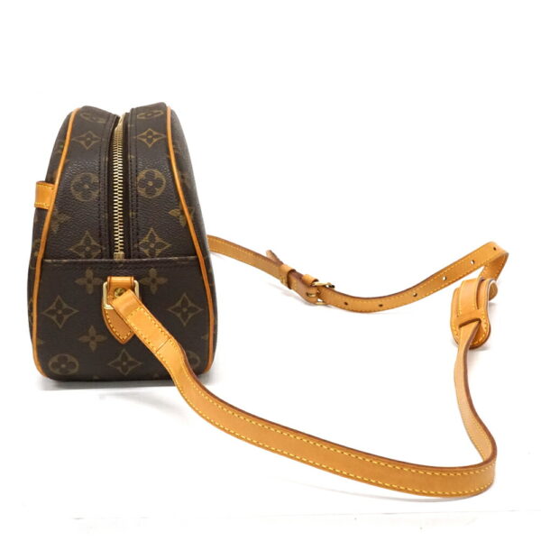 imgrc0098016072 Louis Vuitton Blois Shoulder Bag Monogram