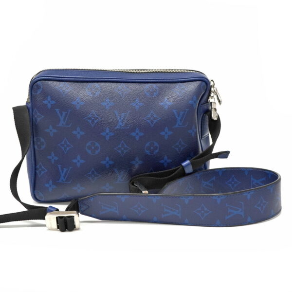 imgrc0098201171 Louis Vuitton Outdoor Messenger PM Shoulder Bag