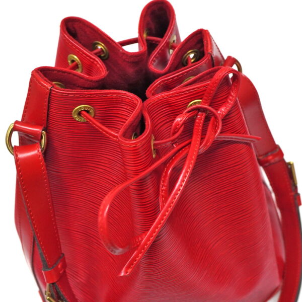 imgrc0098314317 Louis Vuitton Noe Shoulder bag bucket type red