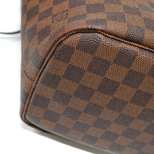 imgrc0098316469 Louis Vuitton Neverfull MM tote bag Damier