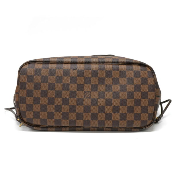 imgrc0098343156 Louis Vuitton Neverfull MM tote bag Damier