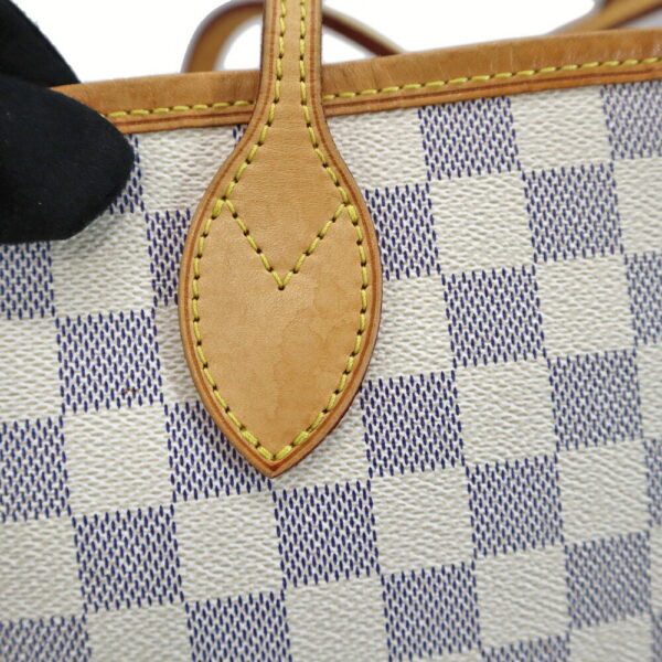 imgrc0098699295 Louis Vuitton Neverfull MM Tote Bag