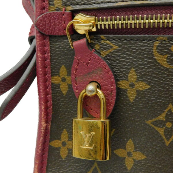 imgrc0098701227 Louis Vuitton Popincourt PM Monogram Shoulder Bag Bordeaux