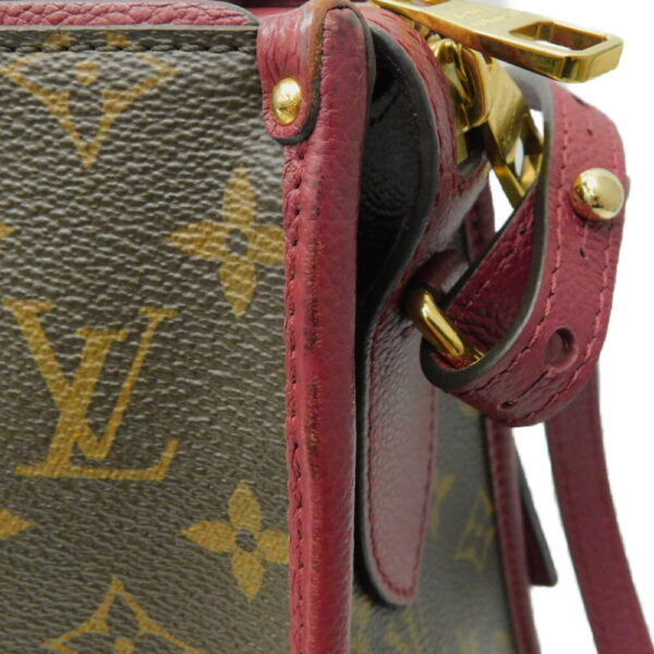 imgrc0098701228 Louis Vuitton Popincourt PM Monogram Shoulder Bag Bordeaux