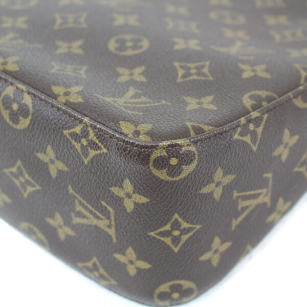 imgrc0098923251 Louis Vuitton Looping MM Monogram Canvas Handbag Brown