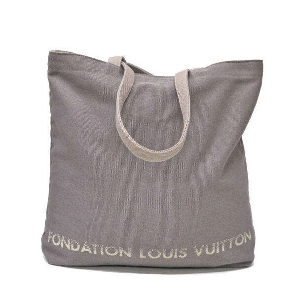 imgrc0099161561 Louis Vuitton Fondation tote bag