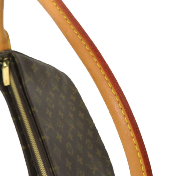 imgrc0099293998 Louis Vuitton Looping MM Monogram Shoulder Bag