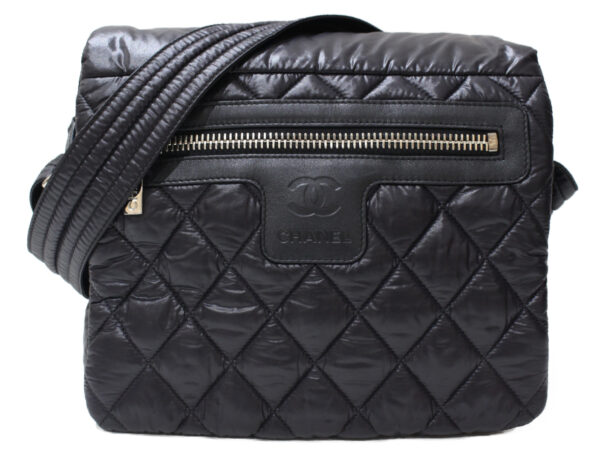 imgrc0100368907 Chanel Coco Cocoon Messenger Bag Black