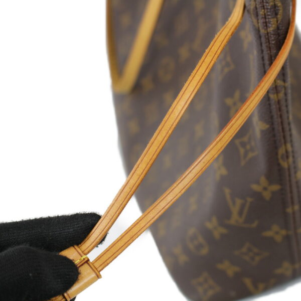 imgrc0100453579 Louis Vuitton Neverfull MM Monogram Canvas Tote Bag Brown