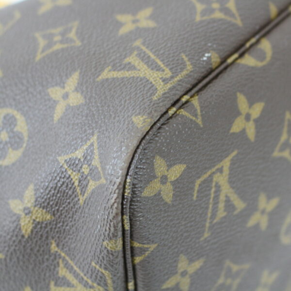 imgrc0100453581 Louis Vuitton Neverfull MM Monogram Canvas Tote Bag Brown