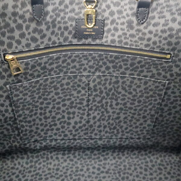 k21 6390 10 Louis Vuitton On the Go GM Tote Bag Monogram Leopard Pink