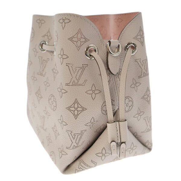 k21 6983 4 Louis Vuitton Bella Drawstring Handbag Monogram Mahina Gray Pink