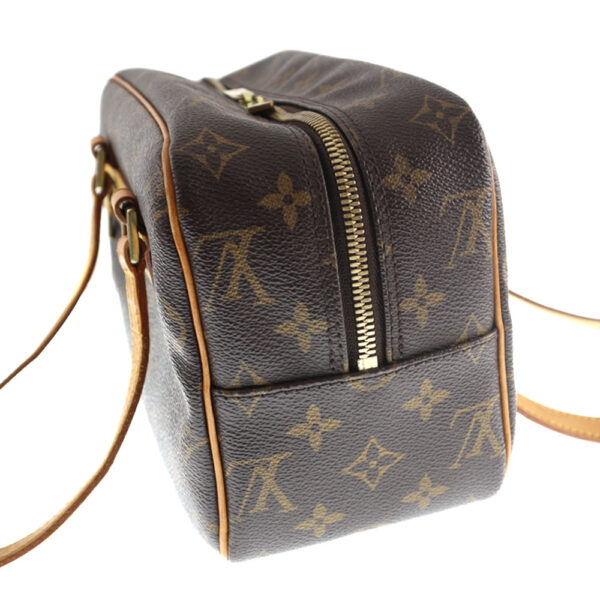 k21 831 3 Louis Vuitton Cite MM Shoulder Bag Monogram Canvas Brown