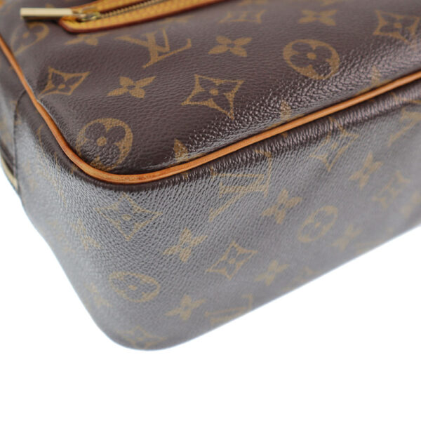 k21 831 9 Louis Vuitton Cite MM Shoulder Bag Monogram Canvas Brown