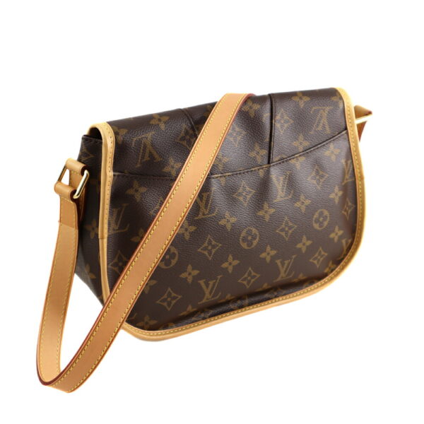 k21 864 2 Louis Vuitton Menilmontan PM Shoulder Bag Monogram Canvas Brown