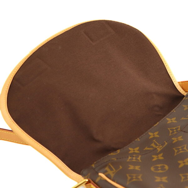 k21 864 8 Louis Vuitton Menilmontan PM Shoulder Bag Monogram Canvas Brown