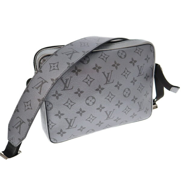 k22 4076 2 Louis Vuitton Outdoor Messenger Shoulder Bag Taiga Llama Monogram