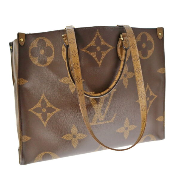 k23 2340 10 Louis Vuitton On the Go GM Monogram Giant Reverse Tote Brown