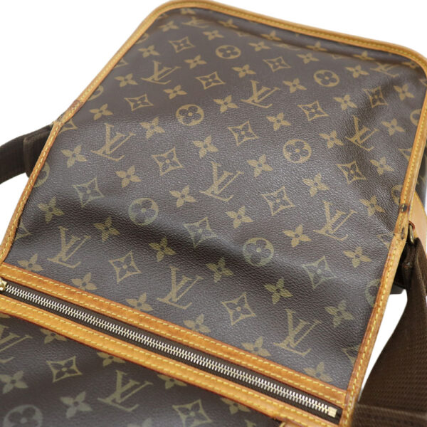 k23 8598 8 Louis Vuitton Messenger Bossfort PM Monogram Shoulder Bag