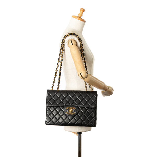 kb8hi5mxf6hspcjq 12 Chanel Matelasse 30 Coco Mark Shoulder Bag Lambskin Black