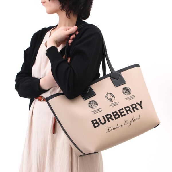 lbbb8063120m Burberry Label Heritage Tote Bag Beige