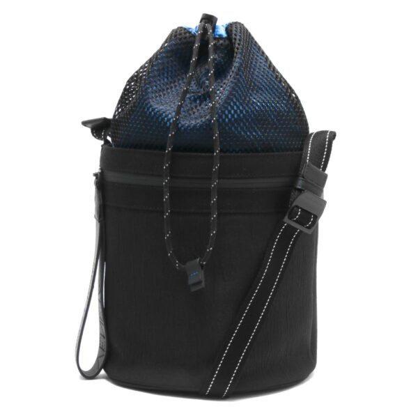 lbbo570185vbou18679 Bottega Veneta Black Bucket Bag Blue