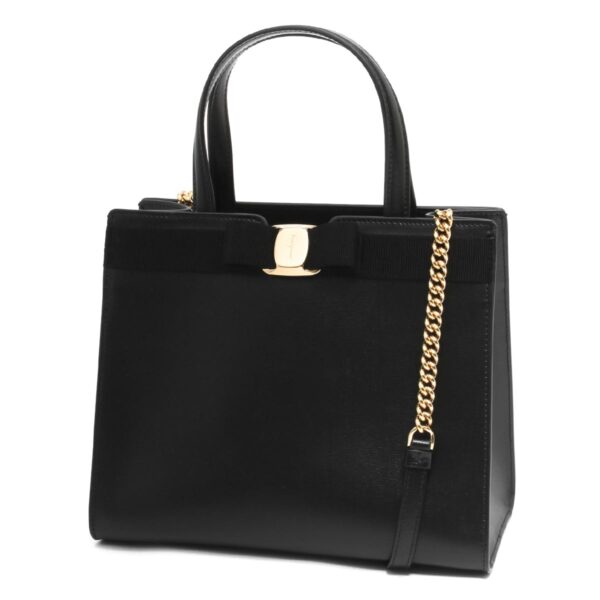 lbfr21i2900734058 Ferragamo Vara Medium Shoulder Bag Black