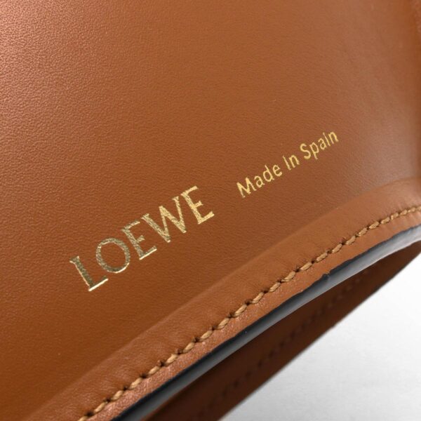 lbloa546z49x012530d Loewe Mold Leather Bucket Bag Tan Brown