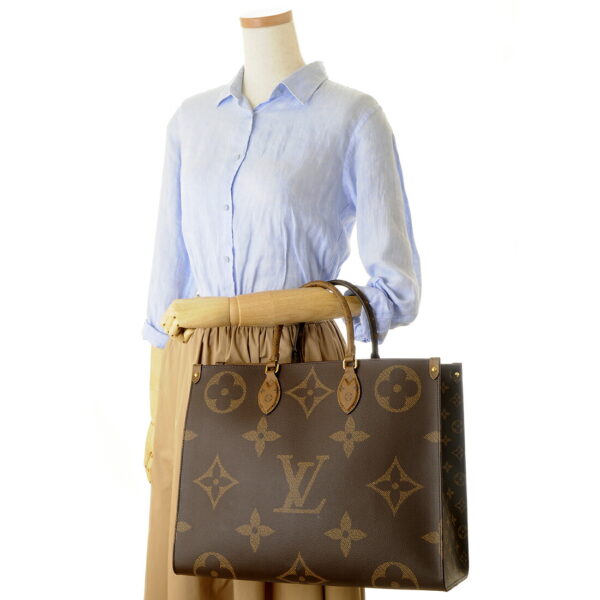 lv45320 4 Louis Vuitton On the Go GM Tote Bag