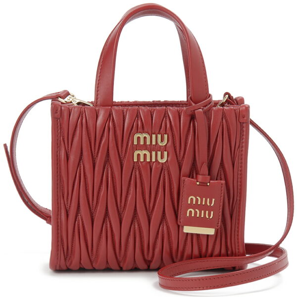 mm5ba277n88f0011ooo Miu Miu Matelassé Handbag Red