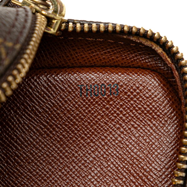 n98bca40nhprqjb8 8 Louis Vuitton Monogram Amazon Shoulder Bag Brown