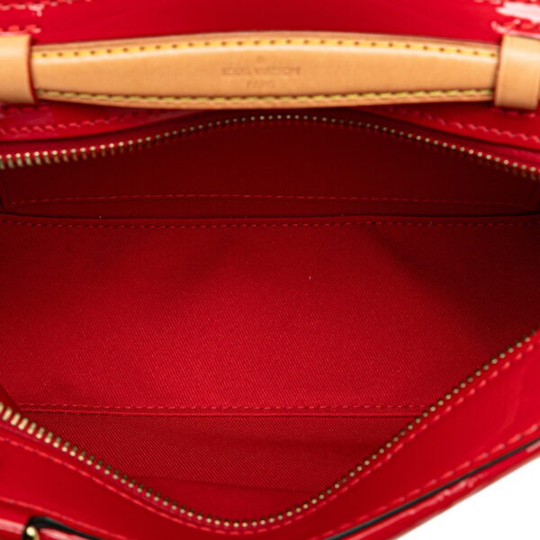 oeb0av7217mxykgl 5 Louis Vuitton Vernis Santa Monica Patent Shoulder Bag Red