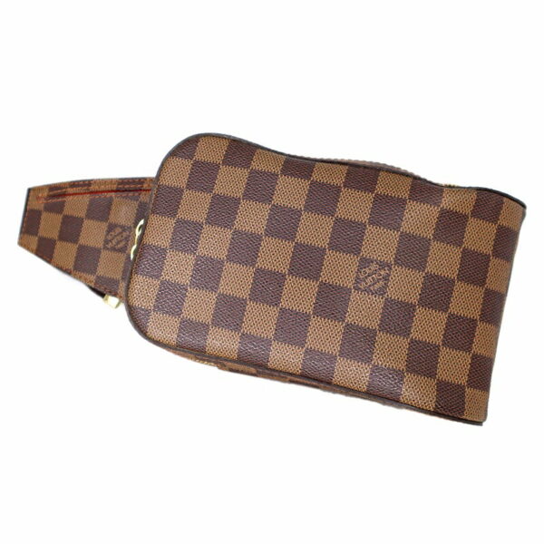 p22 1712 1 Louis Vuitton Jeronimos Body Bag Damier