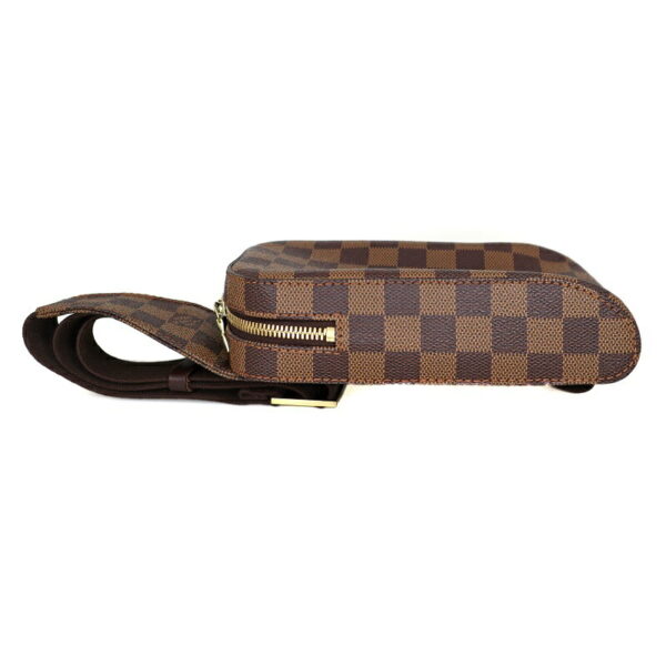 p22 1712 3 Louis Vuitton Jeronimos Body Bag Damier