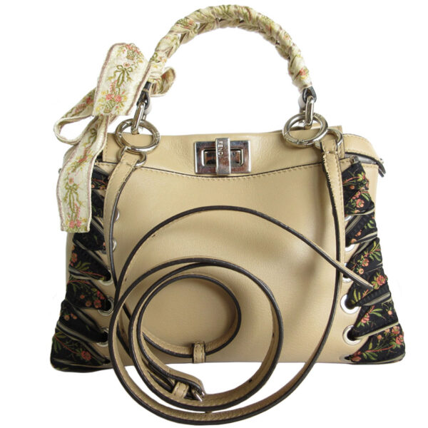 s0064g Fendi Peekaboo Crossbody Shoulder Bag Leather Beige