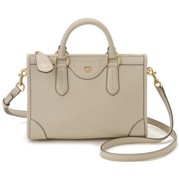 sfe21 0388 758181 Ferragamo Gancini Tote Bag Beige